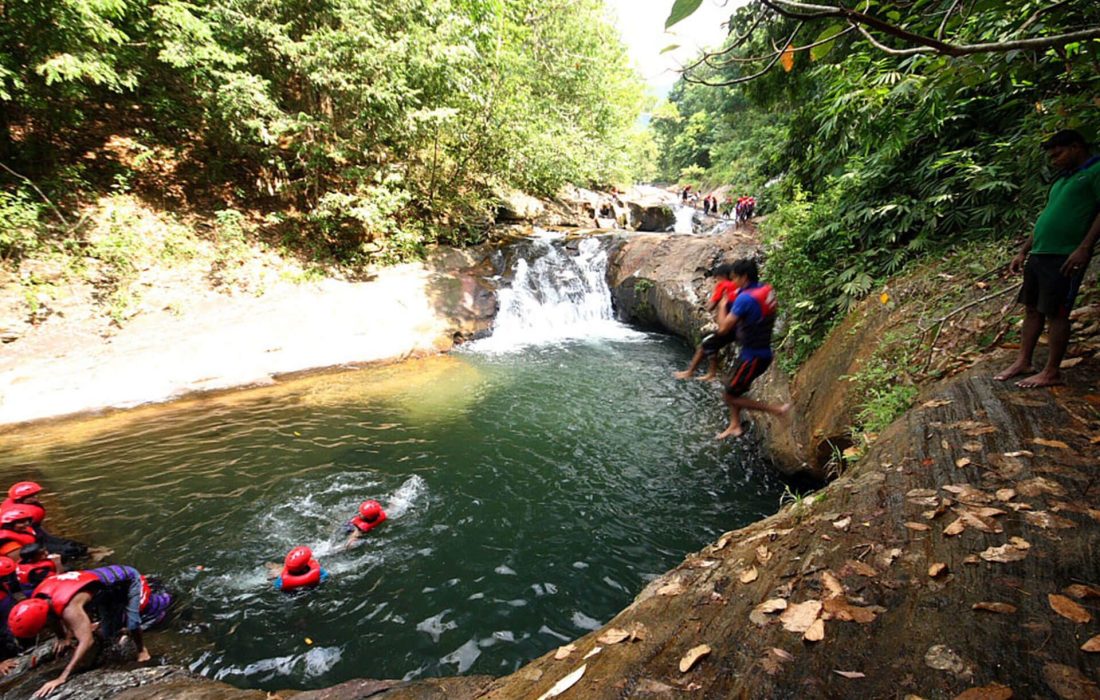 Canyoning_in_Kithulgala_4_45c1b62636