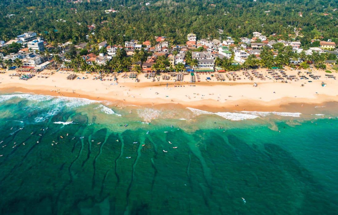 hikkaduwa-beach-srilanka