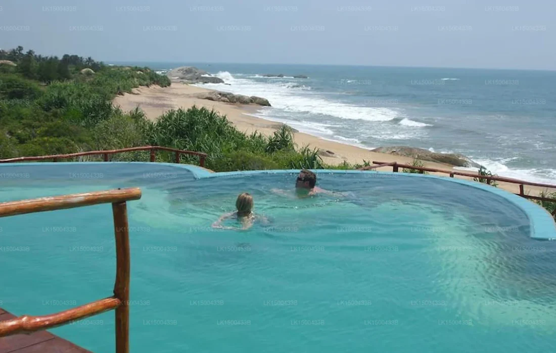 kirinda beach sri lanka travel